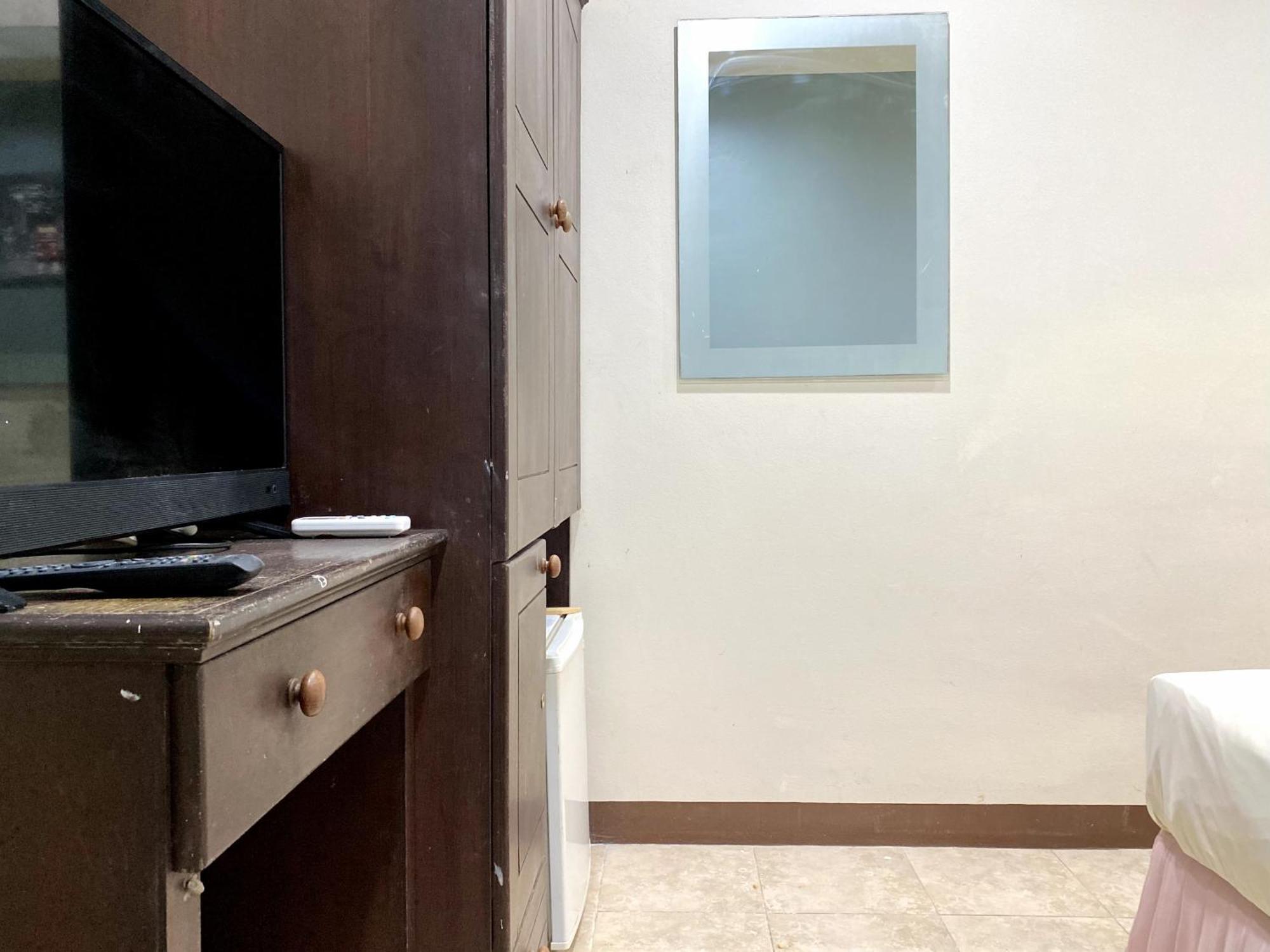 Patong Adventure Hostel Dış mekan fotoğraf
